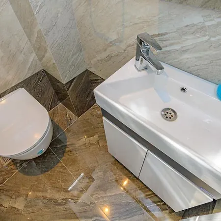 Soeguet 2 - 4 Bedroom With Jacuzzi In * 费特希耶