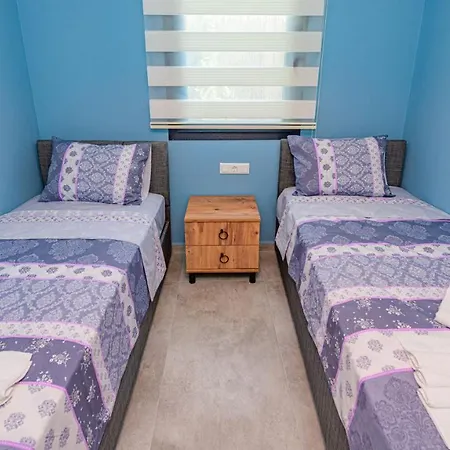 Βίλα Soeguet 2 - 4 Bedroom With Jacuzzi In *