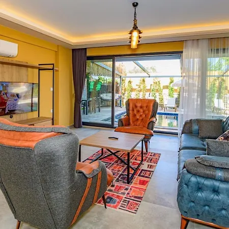 Soeguet 2 - 4 Bedroom With Jacuzzi In Φετιγιέ