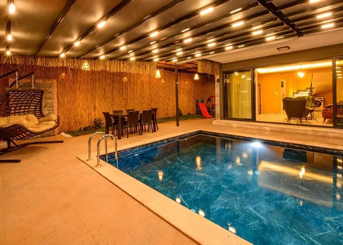 וילה Soeguet 2 - 4 Bedroom With Jacuzzi In