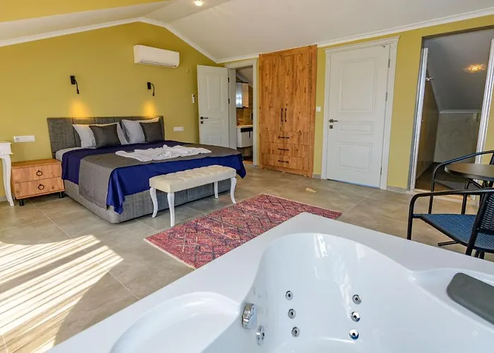 Soeguet 2 - 4 Bedroom With Jacuzzi In וילה *