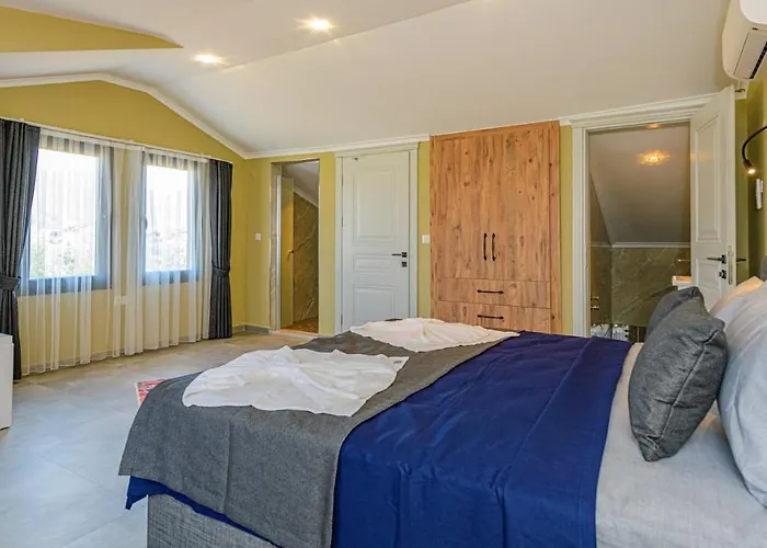 Soeguet 2 - 4 Bedroom With Jacuzzi In וילה *