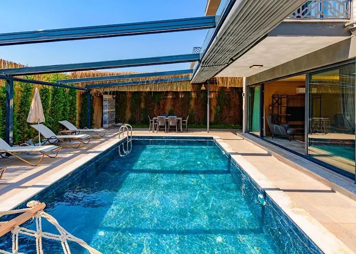 Soeguet 2 - 4 Bedroom With Jacuzzi In *