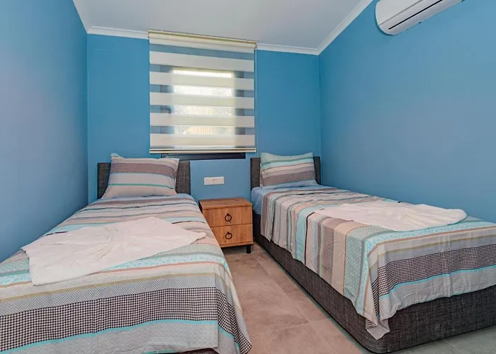 Soeguet 2 - 4 Bedroom With Jacuzzi In וילה *