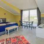 Soeguet 2 - 4 Bedroom With Jacuzzi In * Fethiye