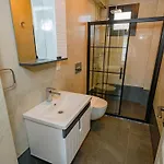 Soeguet 2 - 4 Bedroom With Jacuzzi In