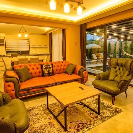 Soeguet 2 - 4 Bedroom With Jacuzzi In ヴィラ フェティエ