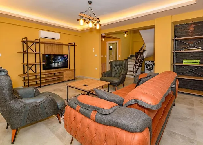 Soeguet 2 - 4 Bedroom With Jacuzzi In * Фетхие