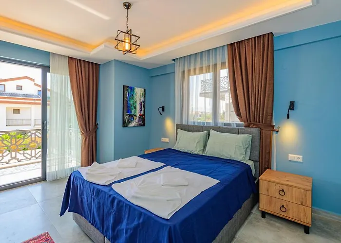 Soeguet 2 - 4 Bedroom With Jacuzzi In Вилла Фетхие