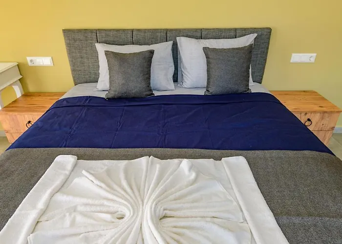 Villa Soeguet 2 - 4 Bedroom With Jacuzzi In Fethiye