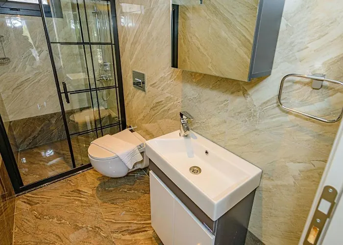 Soeguet 2 - 4 Bedroom With Jacuzzi In Вилла Фетхие